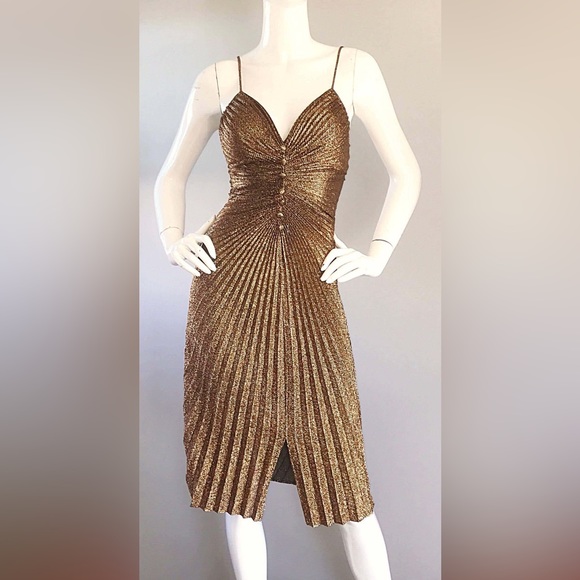Stunning Vintage New Leaf by Samir Gold Accordion Pleated 70s Dress 9/10 - Picture 1 of 9